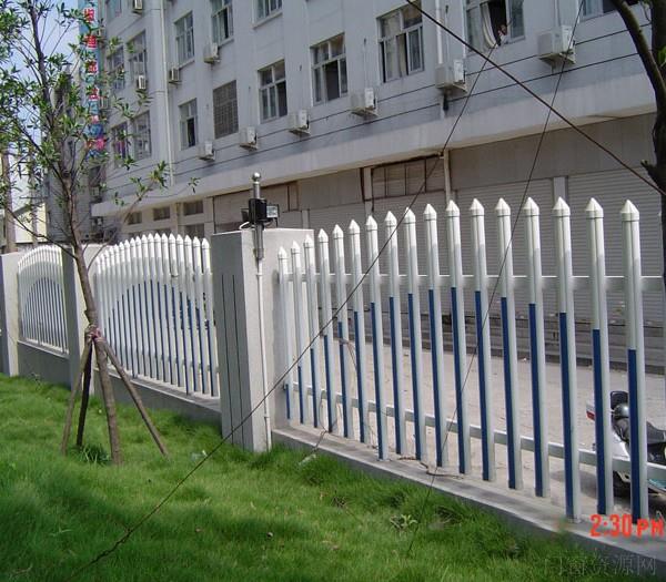 深圳PVC小区护栏 深圳超低报价公司专卖