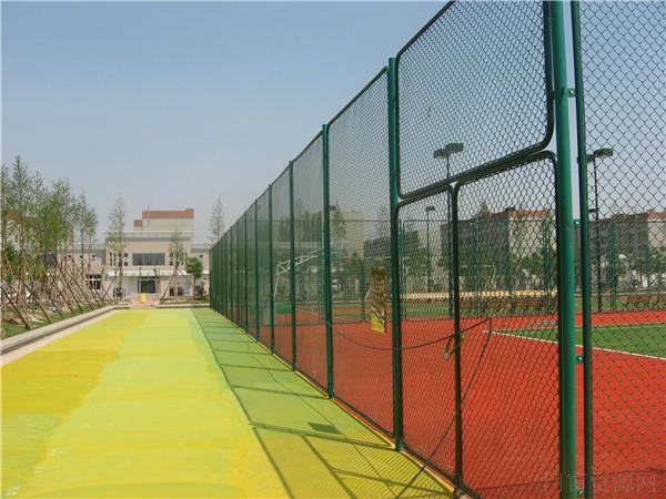 深圳体育场围栏网 深圳英龙出厂价批发