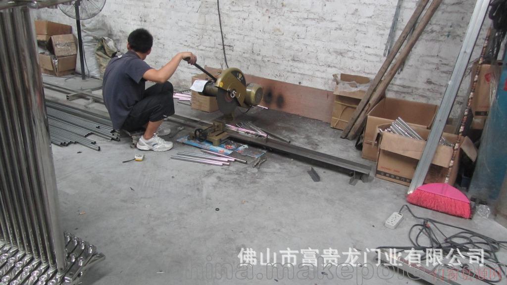 广东佛山厂家直销不锈钢伸缩门电动门厂房伸缩门电动伸缩门_18902560846