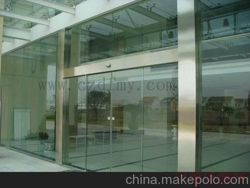 上海杨浦区玻璃门维修：“安装玻璃”：杨浦区维修玻璃门