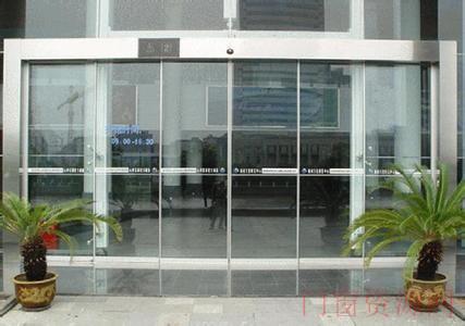 延庆区专业安装玻璃门 更换玻璃门地弹簧 款式新颖 物美价廉