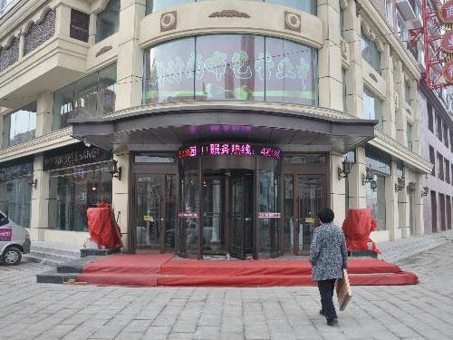 丹东圆弧旋转门_丹东圆弧旋转门报价_圆弧旋转门安装设计
