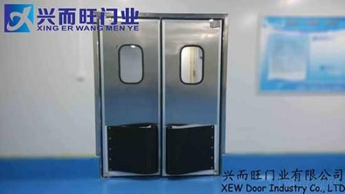 供应 北京不锈钢自由门  防撞门  质优价低