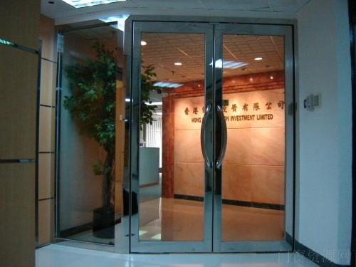 宣武区育新街附近维修玻璃门跟换地弹簧