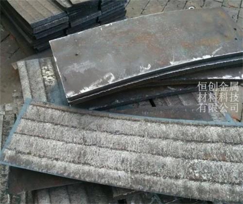 湖北186碳化铬合金耐磨板 双金属耐磨堆焊钢板
