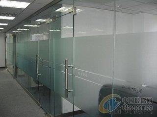 昌平区安装玻璃门 制作玻璃门隔断 安装地弹簧