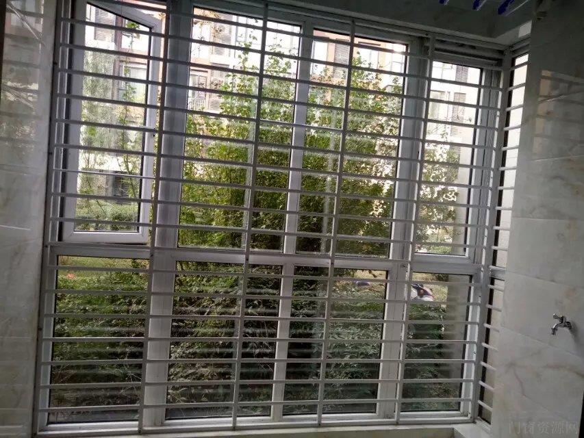 一大波防盗窗 郑州防盗窗 金刚网纱窗