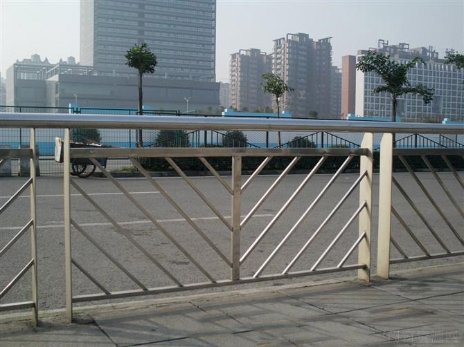 深圳不锈钢栏杆厂家