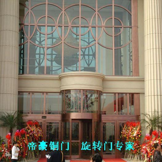 武汉自动旋转门尺寸-武汉两翼自动旋转门-武汉旋转门现象