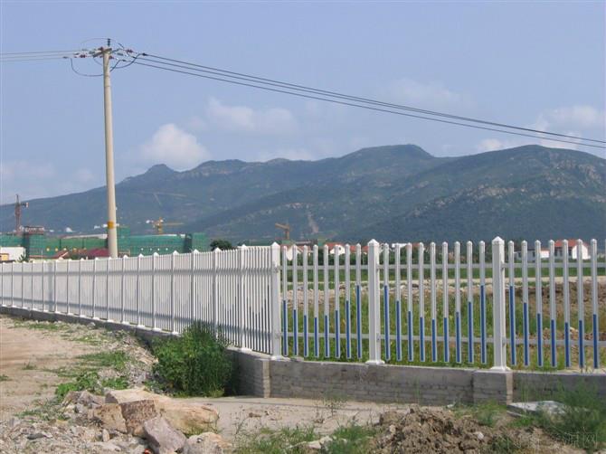 护栏报价  质量好的围墙护栏  无锡华强制造商