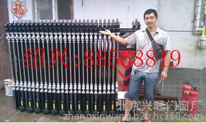 绍兴离柯西城区安装伸缩门，伸缩门安装价格